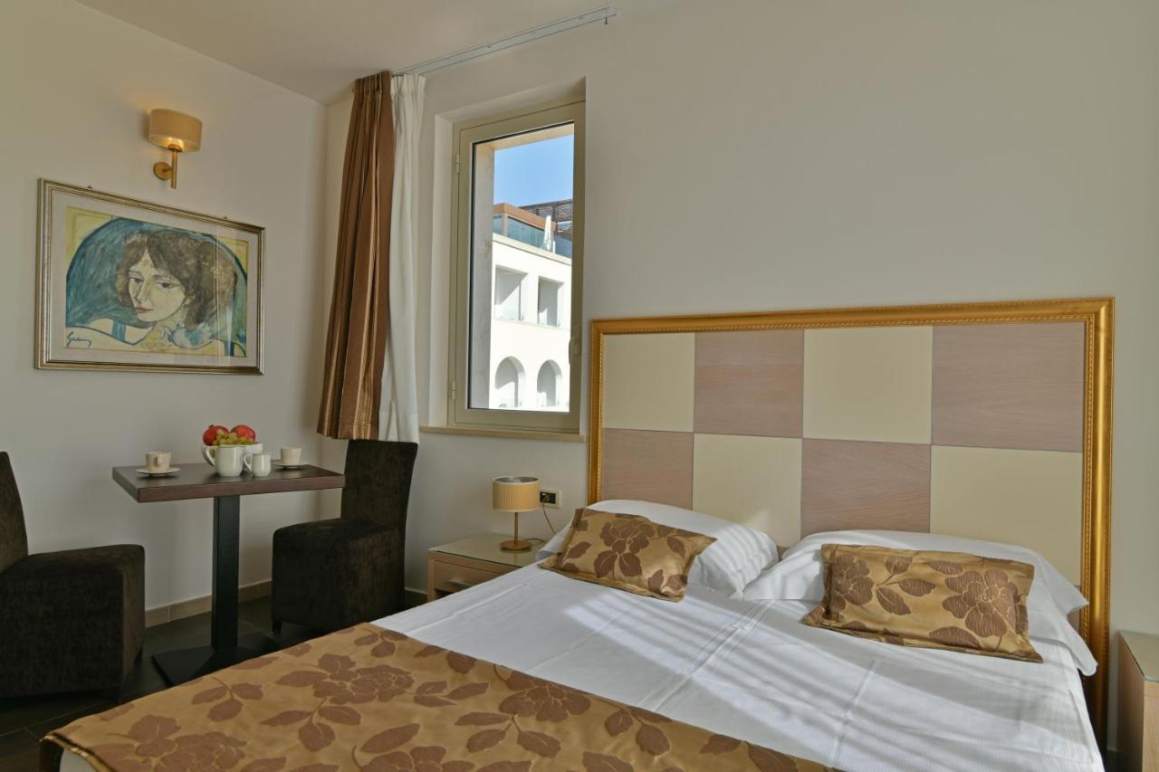 Hotel Le Chevalier Taormina Luaran gambar