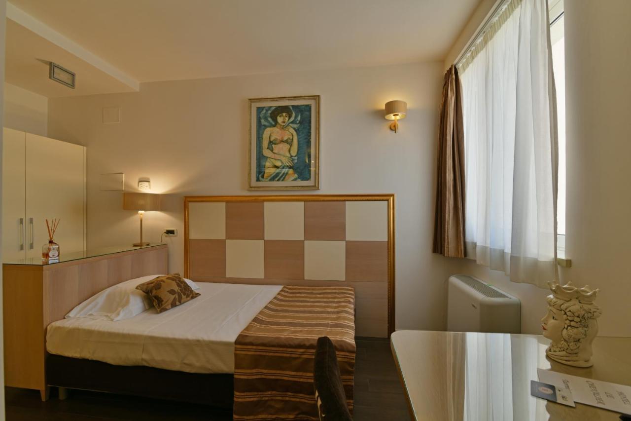 Hotel Le Chevalier Taormina Luaran gambar